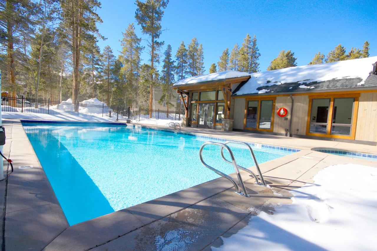 Pinecreek #I - 4 Bedroom - Private Hot Tub - Close To Town - Shuttle To Slopes Брекенридж Экстерьер фото