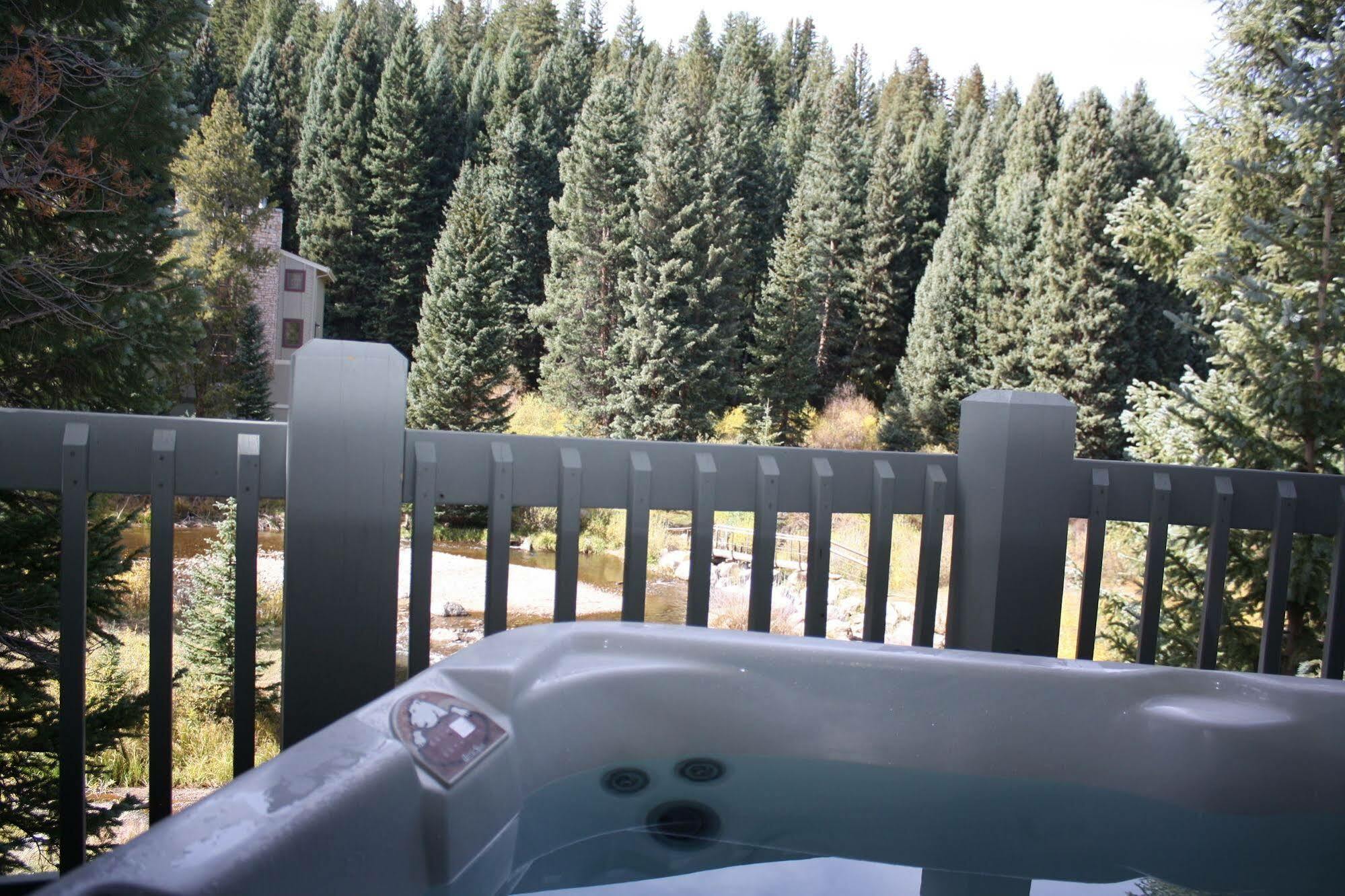 Pinecreek #I - 4 Bedroom - Private Hot Tub - Close To Town - Shuttle To Slopes Брекенридж Экстерьер фото